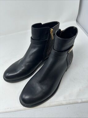 Michael Kors Boots Size 7.5M